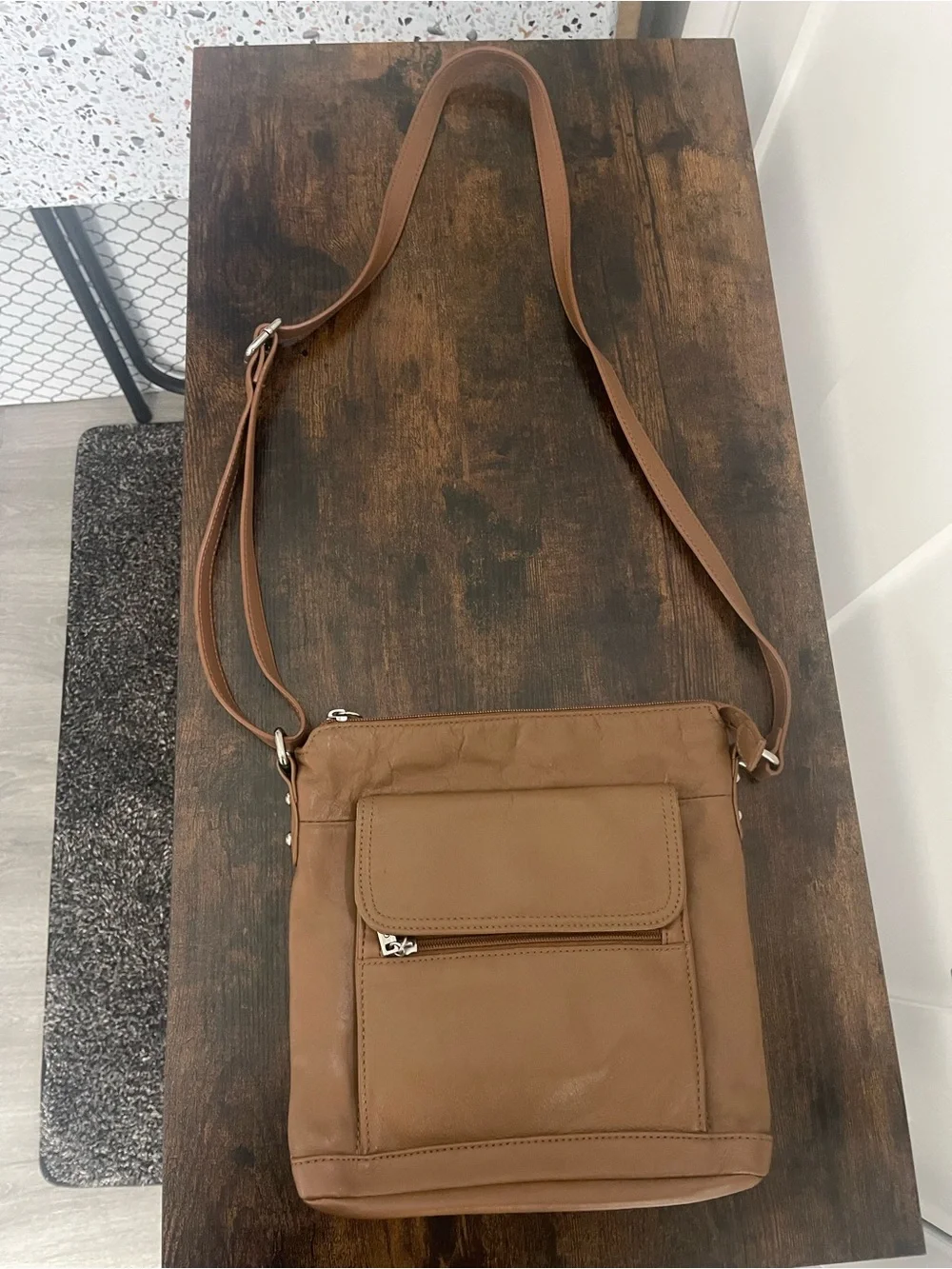 Giani Bernini Tan Leather Messenger Crossbody Bag for Men